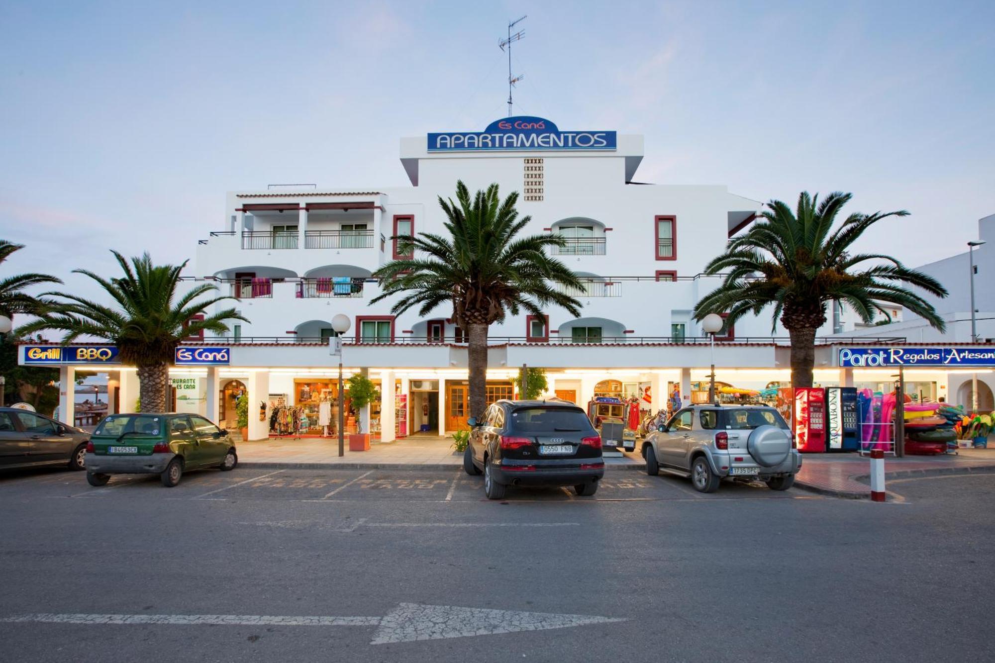 Apartamentos Playa Es Cana Kültér fotó
